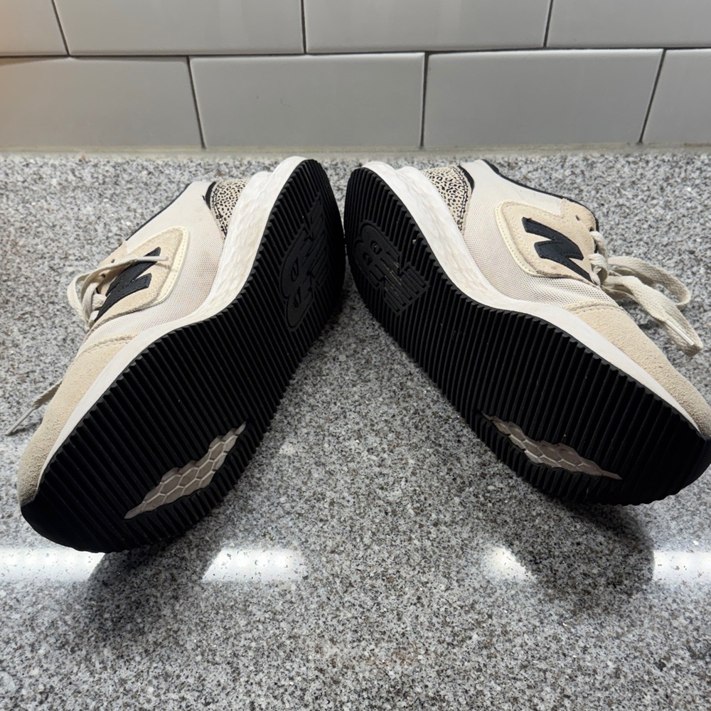 New Balance Fresh Foam X-70 Women’s Cream and Black Sneakers - Picture 5 of 5
